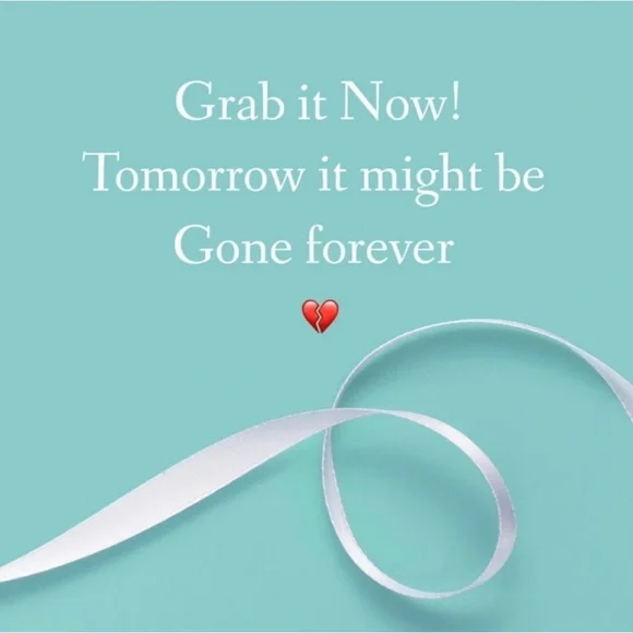 Tiffany & Co. Paloma Picasso Loving Heart Sterling Silver Necklace Gift - Picture 6 of 7